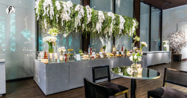 November Wedding Colors: Elegant Palettes for a Romantic Autumn Celebration