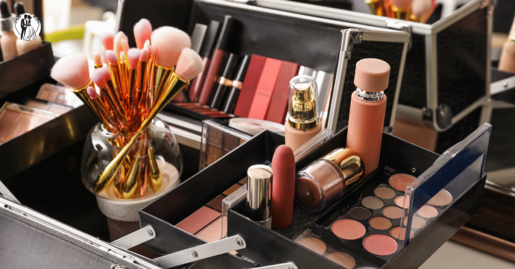 Wedding Centerpieces The Ultimate Guide to Elevating Your Reception Decor When it comes to planning your wedding the centerpiece of every table is more than just decor — its the heart of your re 89